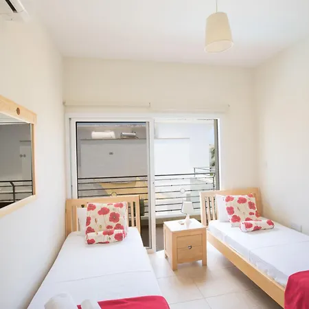 Wunderschoene Ferienvilla In Strandnaehe * Protaras