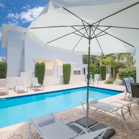 Wunderschoene Ferienvilla In Strandnaehe Vakantiehuis Protaras