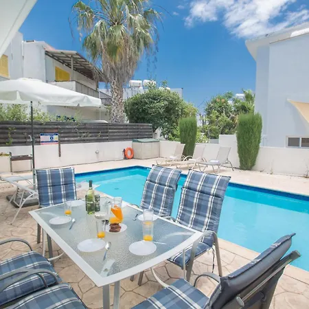 Wunderschoene Ferienvilla In Strandnaehe Vakantiehuis Protaras